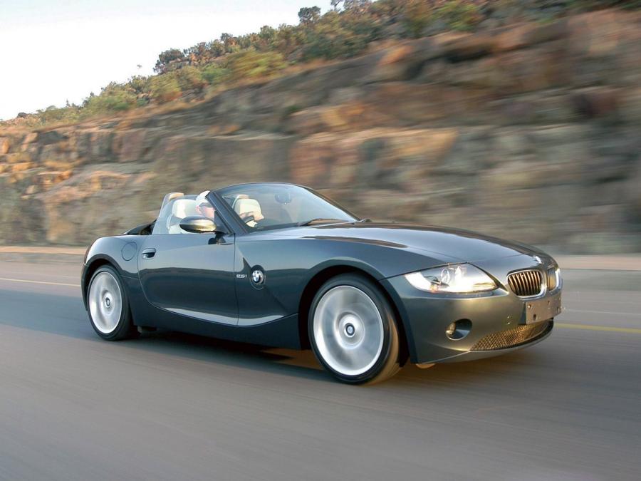  BMW Z4 Roadster Individual 2004 года  (фото 5 из 17)